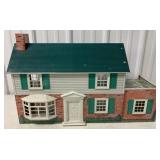 Marx tin dollhouse w/2 bags of furniture