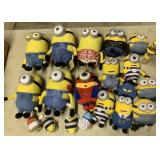15 Minion stuffed toys