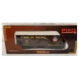 Piko Union Pacific Rib-Side Hopper