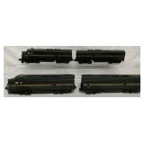 4 Lionel pcs- Engine/Dummy/Passenger Cars