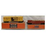 2 Lionel Cars-Stock Car/ Gondola Car w/ boxes