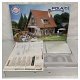 Pola Village Smithy Set