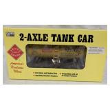 Aristo 2-Axle Tank Car Honey Bear Railroad