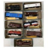 9 Athearn HO Scale Train Cars