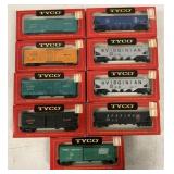9 Tyco HO Scale Train Cars - Box and Coal Cars