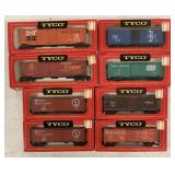 8 Tyco HO Scale Box Cars
