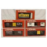 (5) Lionel pcs- Caboose/ Box Cars