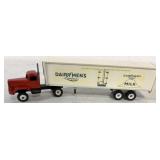 1/64 Custom Built Dairymen's Eaque