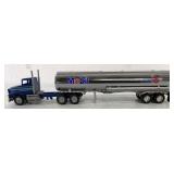 1/64 Custom Built Mobil Tanker