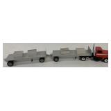 1/64 customized Winross tractor & 2 flatbeds