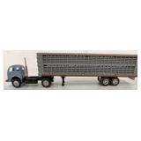 1/64 Custom Built Tractor w/Livestock Trailer