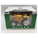 1/16 White - Oliver Mighty Tow 4-78
