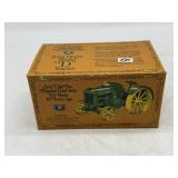 1/16 John Deere D in Ice Cream Box