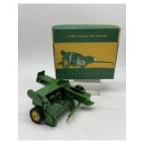 1/16 John Deere Baler in Box - Eska