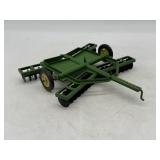 1/16 John Deere Cast Rim Disk