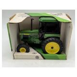 1/16 John Deere 2755 in Box