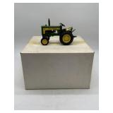 1/16 John Deere 330 - Engle