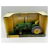 1/16 John Deere 4020 w/ 48 Loader