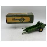 1/16 John Deere Long Lever Spreader in Box - Eska