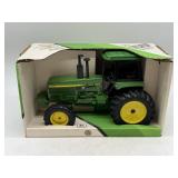 1/16 John Deere 4955 in Box