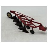 1/16 International Cast Rim Plow