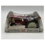 1/16 Farmall 404 White Wheel in Bubble Box - Ertl