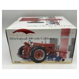 1/16 Farmall 400 w/ Cultivators