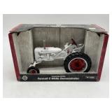 1/16 Farmall C Demonstrator