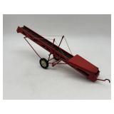 1/16 McCormick Bale Elevator - Eska