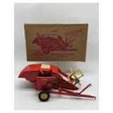 1/16 Tru Scale Combine in Box