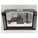 1/16 Farmall 400 w/ Mower - Speccast