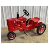 Farnall M-TA Pedal Tractor - Scale Models