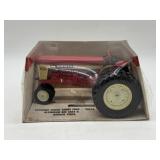 1/16 Farmall 560 w/ Duals in Bubble Box - Ertl