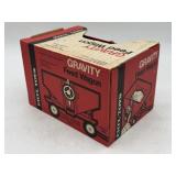 1/16 International Gravity Wagon in Box
