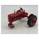1/16 Custom Farmall B - Pioneer?
