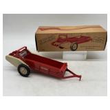 1/16 Tru Scale Manure Spreader in Box