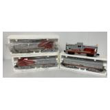 Lionel 'O' gauge Santa Fe 8652 + 8653 Diesel