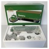 1/34 Remington Mack Tractor & Trailer & Box