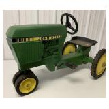 Ertl John Deere Pedal Tractor