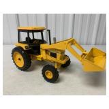 1/16 Ertl John Deere 2755 Tractor & Loader