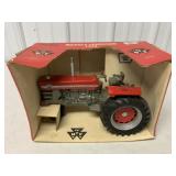 1/16 Scale Models Massey-Ferguson 1100