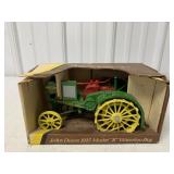 1/16 John Deere 1915 R Waterloo Boy Tractor
