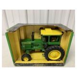1/16 Ertl John Deere 4620 Tractor