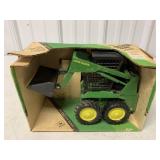 1/16 Ertl John Deere Skid-Steer Loader