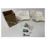 1/64 Oliver 880 w/picker model w/ instructions