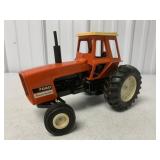 1/16 Allis-Chalmers 7060 Tractor