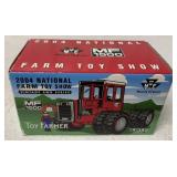 1/64 Ertl Massey-Ferguson 1500 Tractor