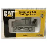 1/16 Ertl Caterpillar 2-Ton Track-Type Tractor