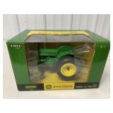 1/16 Ertl John Deere Model D Tractor