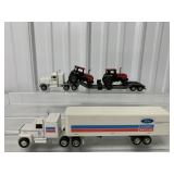 (2) Ertl Case/IH/Ford Truck & Trailers